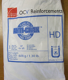 Vlákna Anti-Crak® HD jsou baleny do papírových sáčků po 0,6 kg